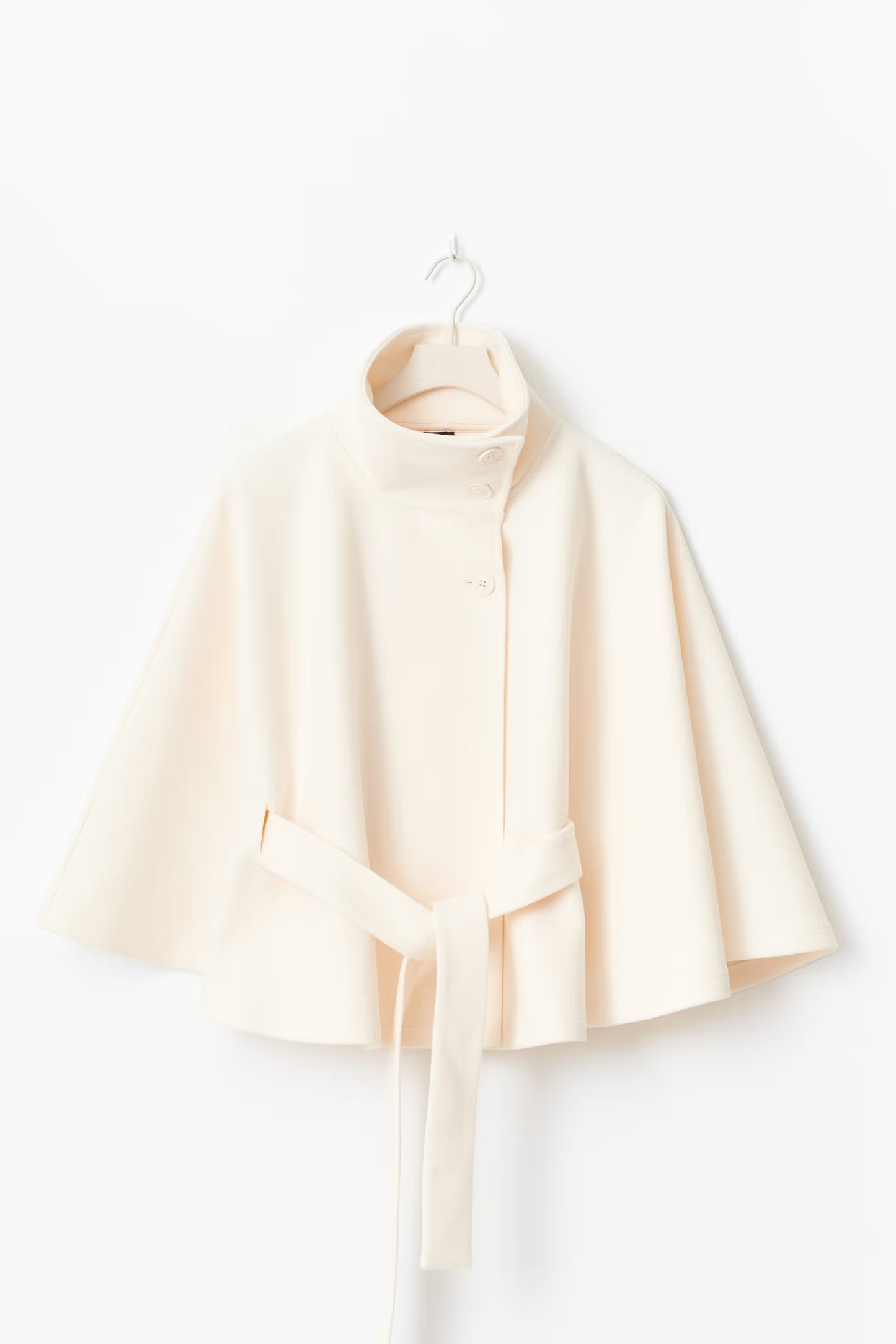 Majestic Luxe Cape